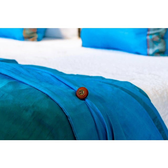 Turquoise Silk Blend Duvet Cover For Sale - Image 4 of 6