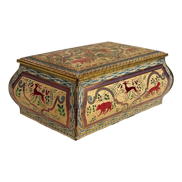 Vintage English Traditional Animal Hunt Embossed Tin Storage Box For Sale
