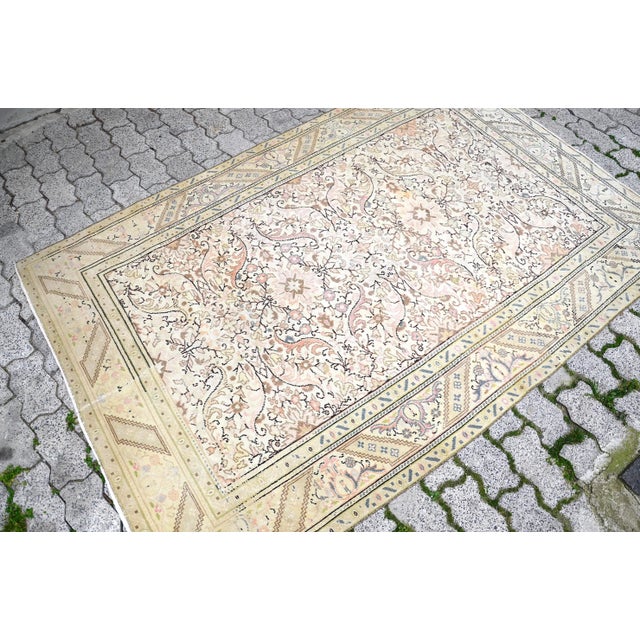 1960s 1960s Oriental Design Turkey Handmade Carpet For Sale - Image 5 of 11