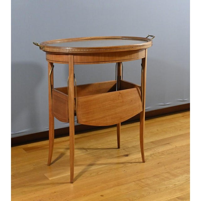 Vintage Art Deco Tea Table in Blond Mahogany, 1920 For Sale - Image 3 of 18