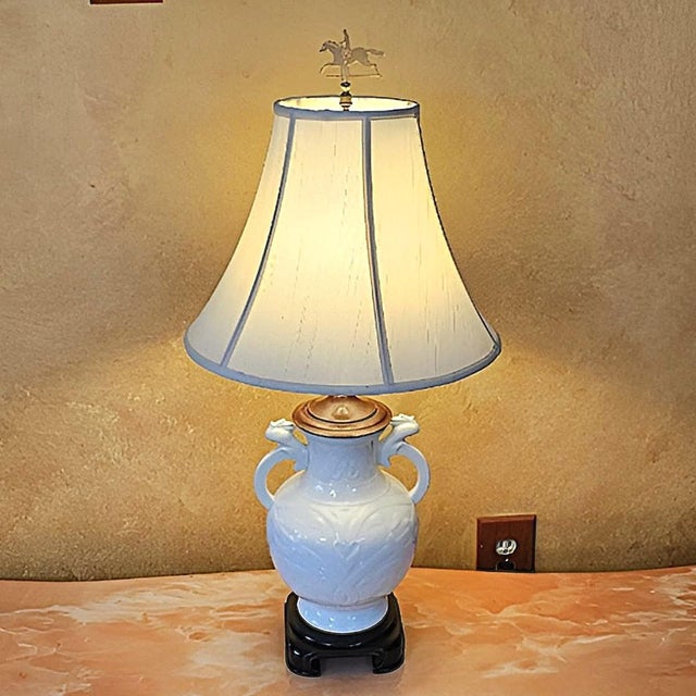 Neoclassical Late 20th Century Wildwood Neoclassical White Porcelain Urn Lamp With Horse & Jockey Finial – 29.5” For Sale - Image 3 of 18