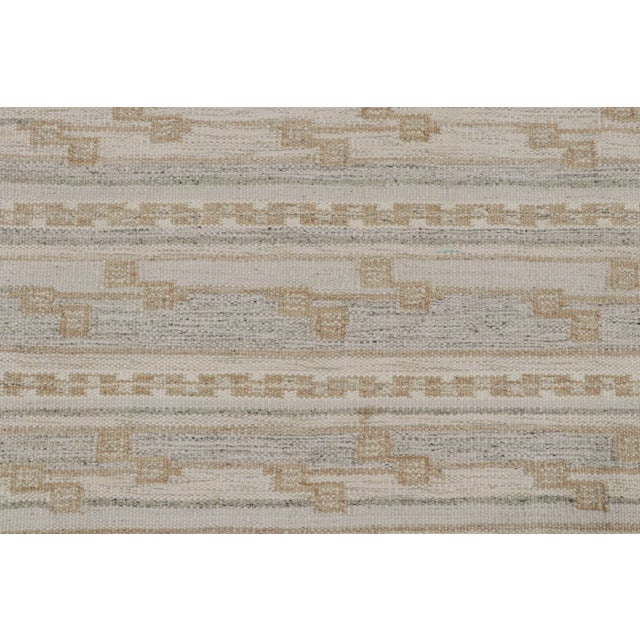 2010s 2010s Rug & Kilim’s Scandinavian Style Kilim in Greige & Off White Patterns For Sale - Image 5 of 8
