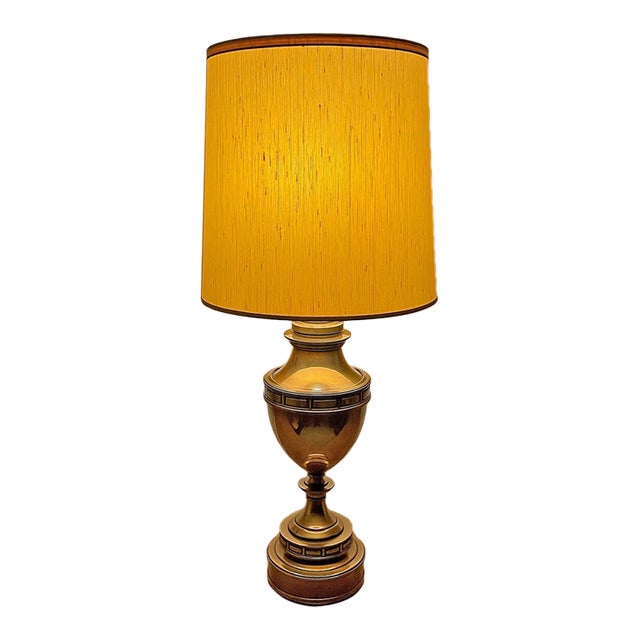 Vintage Stiffel Brass Urn Table Lamp For Sale