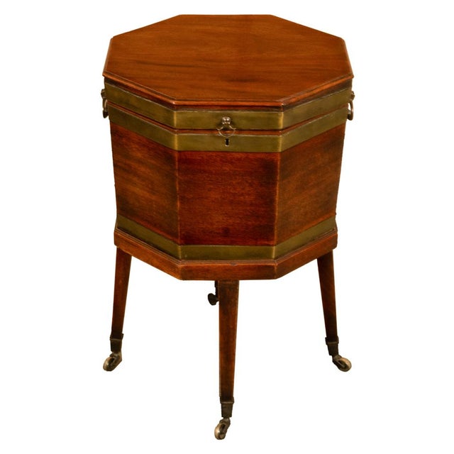 Late 18th Century Antique 18th Century Georgian Mahogany & Brass Bound Wine Cooler Cellarette 1780 For Sale - Image 5 of 17