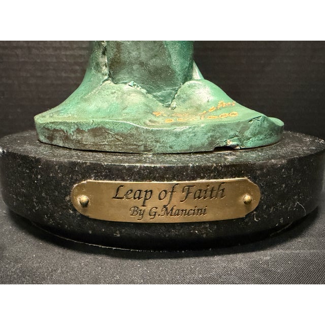 1980s 1980s Rare Limited Edition 034/300 G. Mancini "Leap of Faith" Bronze Frog Sculpture For Sale - Image 5 of 10