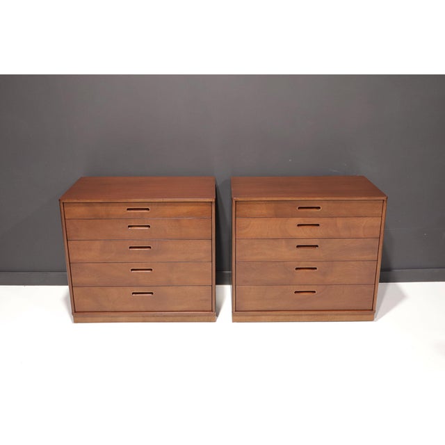 Brown Pair of Mid 20th Century Nightstands in Mahogany by Edward Wormley for Dunbar For Sale - Image 8 of 11