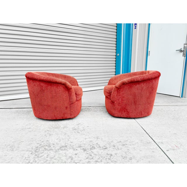 Milo Baughman 1960s Mid Century Swivel Barrel Chairs Styled After Milo Baughman- Set of 2 For Sale - Image 4 of 12