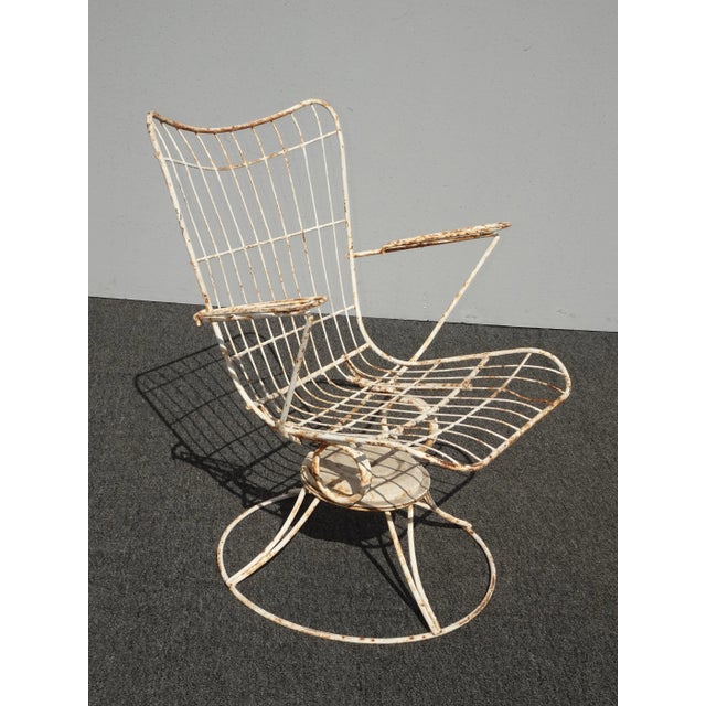 Vintage Mid-Century Modern Homecrest Style White Wire Swivel Rocker Lounge Chair For Sale - Image 13 of 13
