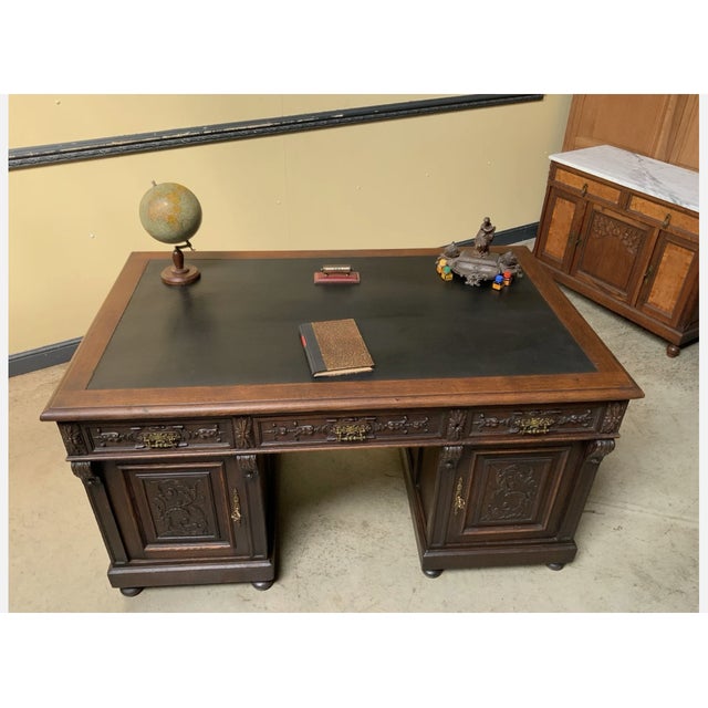 Antique Neo-Renaissance Desk in Oak, 1880 For Sale - Image 16 of 18