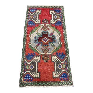 Turkish Yastik Rug 1'8" x 3'4" For Sale