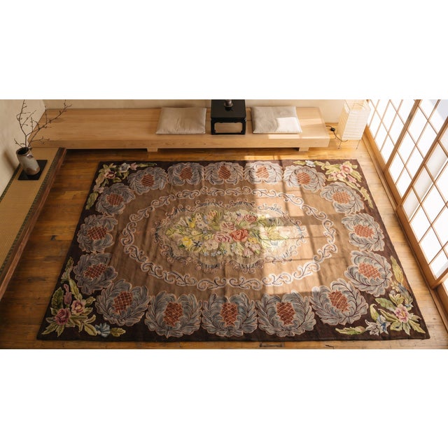 Camel 1930s Tan Camel Floral Medallion Antique American Hooked Rug 6'7" X 9'7" Handknotted Wool Carpet For Sale - Image 8 of 9