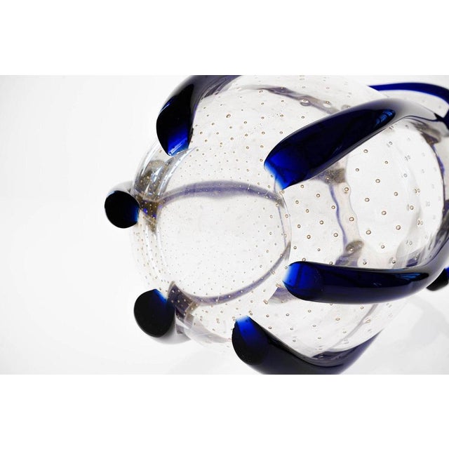 Large Murano Vase with Baloton Bubbles in Gold Leaf and Cobalt Blue Beads, 1960 For Sale - Image 17 of 18