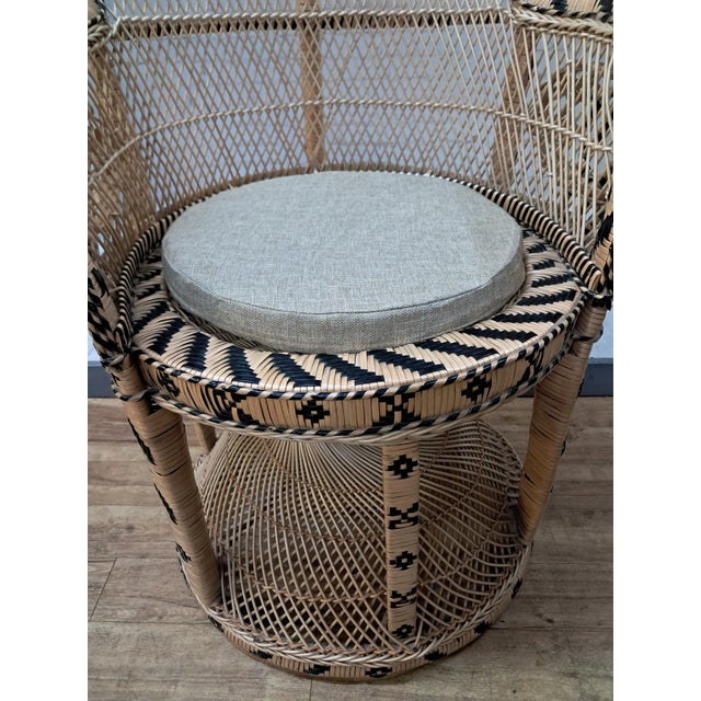 Set of Large Mid-Century Wicker Rattan Peacock Chair and Ottoman, 1970s For Sale - Image 18 of 18