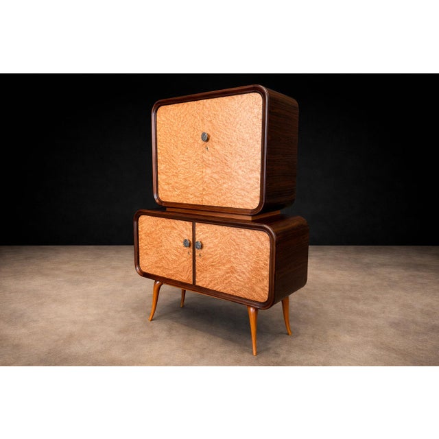 Mid-Century Bar Cabinet in Brazilian Rosewood With Mirrored & Glass Interior, Brazil, 1960s For Sale - Image 4 of 15