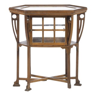 Early 20th Century Art Nouveau Showcase in Walnut For Sale