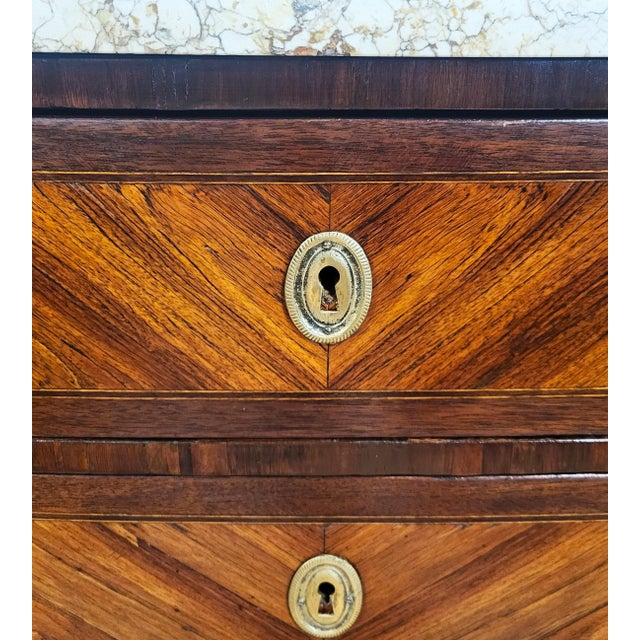 19th C French Louis XV Inlaid & Bronze Mounted Sienna Marble Top Commode Chest For Sale - Image 13 of 16