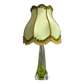 Mid-Century Green Crystal Table Lamp with Ornate Gold-Fringed Lampshade from Val Saint Lambert, Belgium, 1960s For Sale