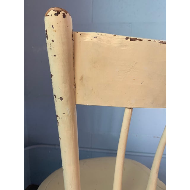 Antique 19th-Century American Primitive Spindle-Back Side Chair For Sale - Image 6 of 9