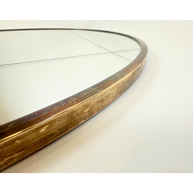 Art Deco Cut Glass and Brass Round Mirror, 1940s, in Good conditions. Designed 1920 to 1949