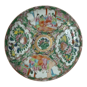 Chinese Export Rose Medallion Porcelain Plate, Qing Dynasty, Circa 1875
