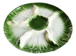 Mid 20th Century Round Mid-Century Modern Cabbageware or Lettuceware Bok Choy Ceramic Serving Platter in Green