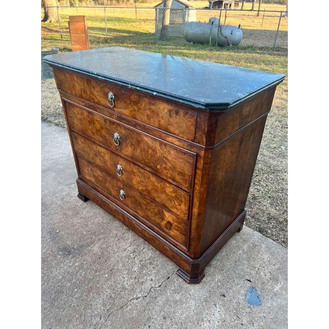 19th Century French Louis Philippe Burl Walnut Marble Top Chest of Drawer / Commodes For Sale - Image 6 of 12