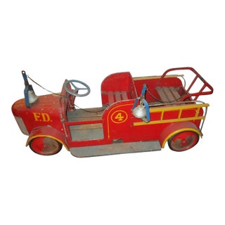 1940s Coney Island Amusement Park Kiddie Car Fire Engine in Original Condition For Sale