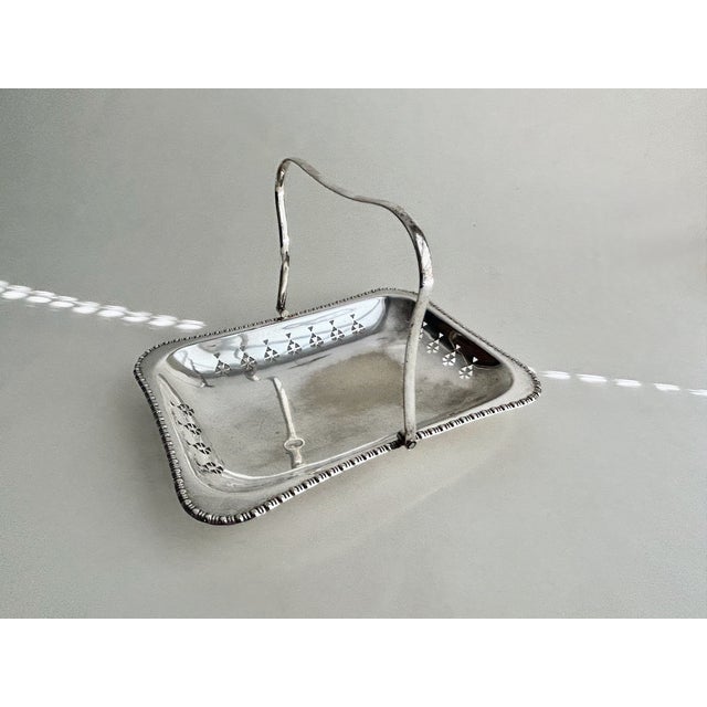 Mid 20th Century Cheltenham England Handled Silver Plate Pierced Basket For Sale - Image 5 of 18