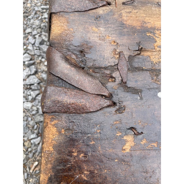 Early 19th Century English Rustic Oak Tray Box With Hand Forged Iron Handles For Sale - Image 11 of 15