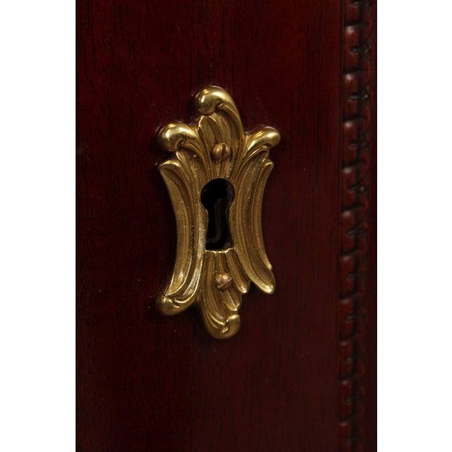 Kindel Winterthur Mahogany Demilune Cabinet For Sale In Philadelphia - Image 6 of 12