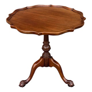 High Quality Chippendale Mahogany Claw Foot Pie Crust Table For Sale