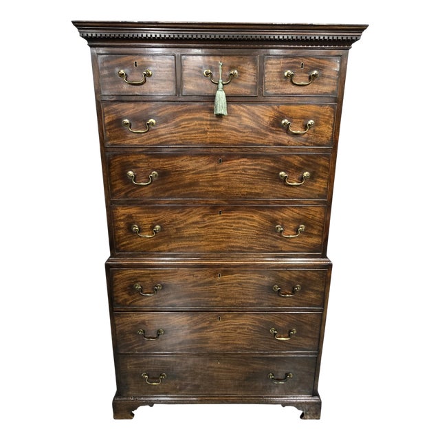 Georgian Mahogany Chest on Chest of Drawers, 1750s For Sale