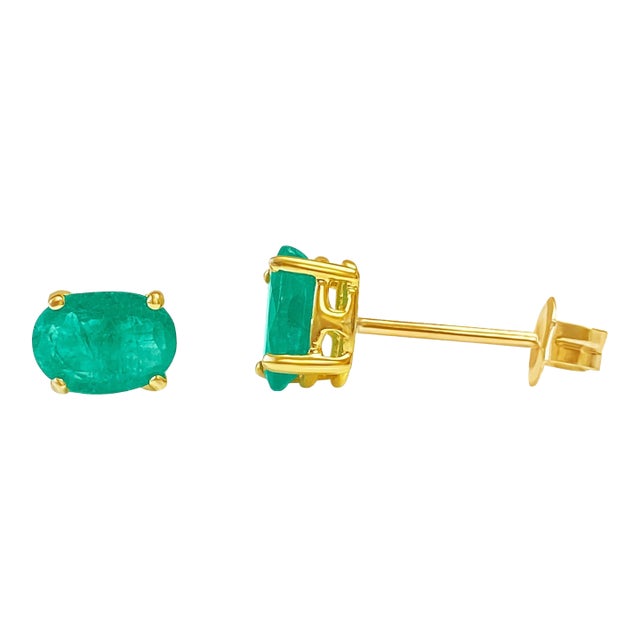 Oval Cut Natural Emerald Stud Earrings in 18k Solid Gold For Sale