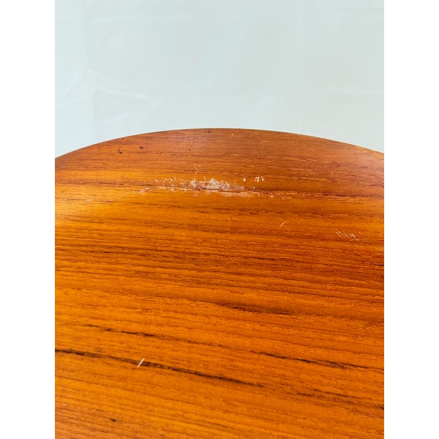 Vintage Danish Modern Round Teak Serving Tray With Cutout Handles, Marked Fh Denmark For Sale - Image 6 of 13