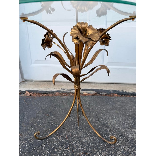 Beautiful Italian vintage Hollywood Regency mid century tole accent table which research indicates may have been designed...