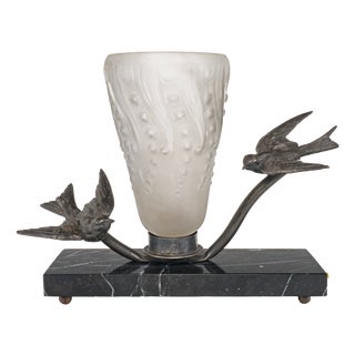 Vintage Art Deco French Table Lamp with Bronze Birds and Black Marble Base, 1930s For Sale