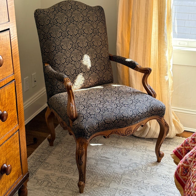 French Provincial Side Chair For Sale In Washington DC - Image 6 of 7