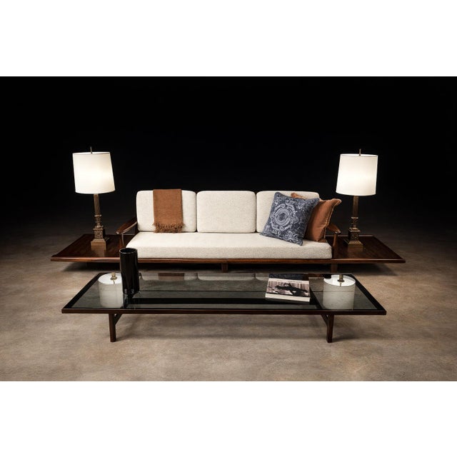 Pair of Neoclassical Revival Bronze Table Lamps With Sculptural Classical Bases and New Linen Shades, 1920-1930s For Sale - Image 4 of 12