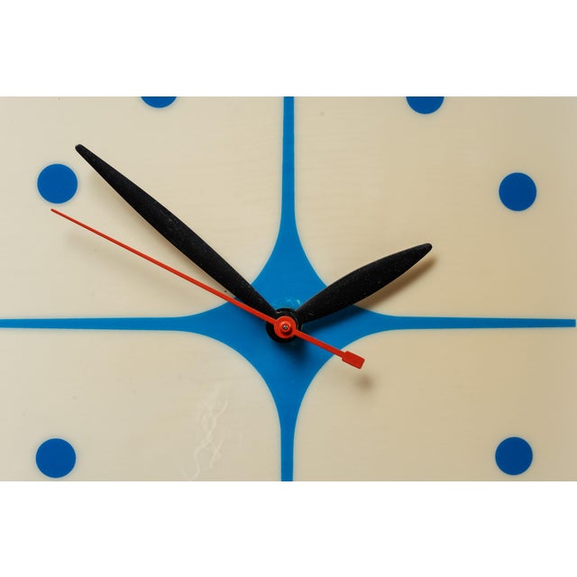 Vintage Leica Cameras Lighted Dealer Advertising Clock For Sale - Image 11 of 13
