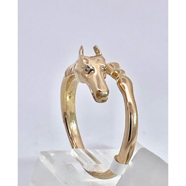 2010s 14k Yellow Gold Horse Ring Doves by Doron Paloma Size 6.75 For Sale - Image 5 of 10