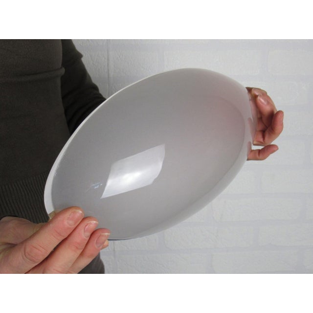 White Oval Murano Glass Centerpiece Vase by De Majo, 1992 For Sale - Image 8 of 11