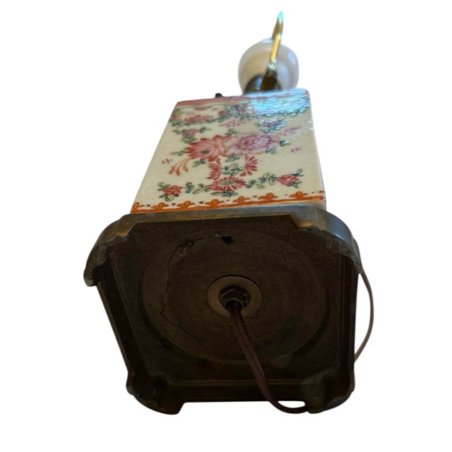 White Vintage Chinoiserie 17 1/2” Table Lamp With Famille Rose Handpainted Porcelain Design on Brushed Brass Base For Sale - Image 8 of 12