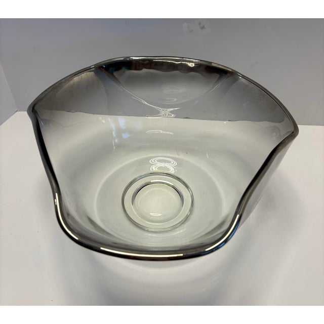 Mid-Century Modern Mid Century Smoky Art Glass Freeform Bowl | Sculptural Handkerchief Edge Centerpiece For Sale - Image 3 of 8