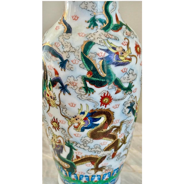 Chinoiserie Chinese Porcelain Dragon Vase For Sale - Image 3 of 7