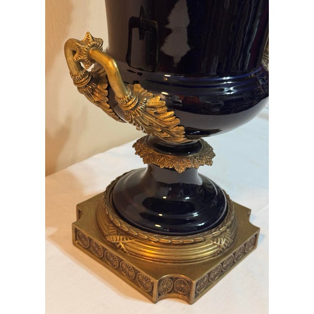 1990s 1990s United Wilson Porcelain Cobalt Urn Vase & Platform Base Gilt Bronze Mounts For Sale - Image 5 of 12