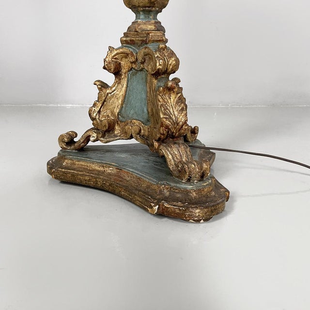 Italian Wood Floor Lamp with Gold Leaf and Light Blue Lacquer, 1940s For Sale - Image 15 of 18