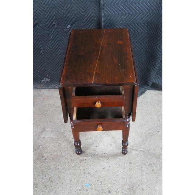 Antique Early American Federal Cherry Drop Leaf Parlor Side Accent Table For Sale - Image 10 of 12