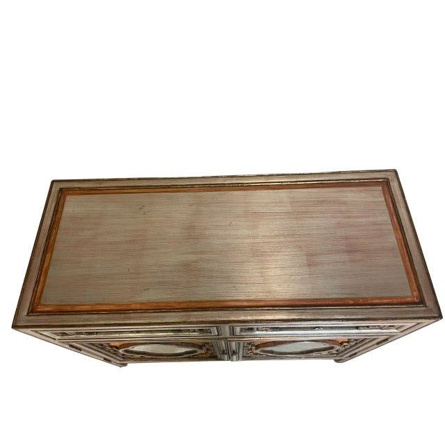 Mid 20th Century Chinoiserie Painted Wood and Mirrored Glass Chest For Sale - Image 10 of 10