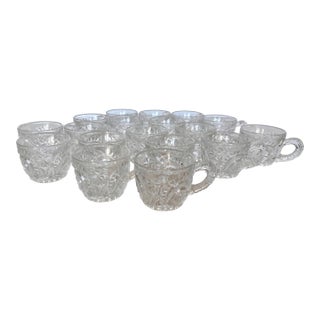 Vintage l.e. Smith Glass Pinwheel and Stars Punch Glasses - Set of 18 For Sale