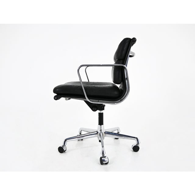 Soft Pad Chair in Black Leather by Charles & Ray Eames for Vitra, 1970s For Sale - Image 6 of 11